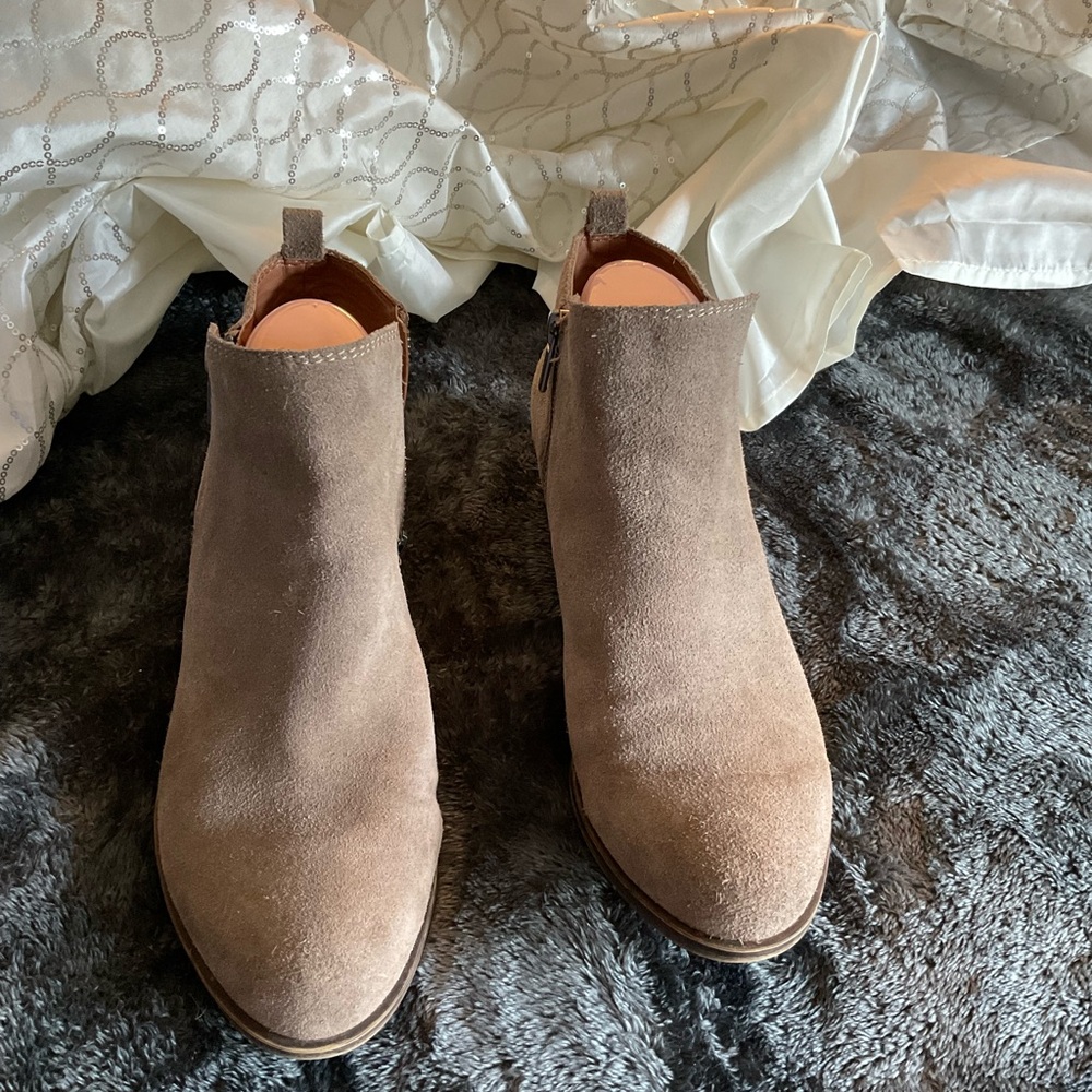 Lucky Brand Basels Ankle Bootie